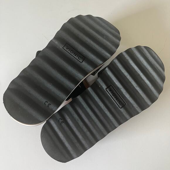 Vionic 'Brielle Ray' SZ 6.5 Snake Embossed Leather Comfort Sandal Black - Picture 5 of 7